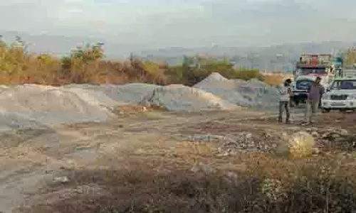 Jaisinghpur प्रशासन ने ब्यास नदी पर अवैध खनन स्थल पर छापा मारा