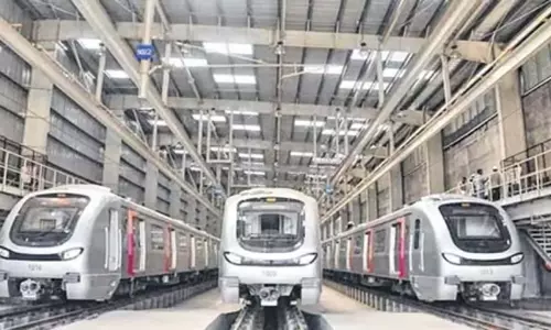 CM देवेंद्र फडणवीस ने 2025 तक 23 किलोमीटर मेट्रो परिचालन पर जोर दिया