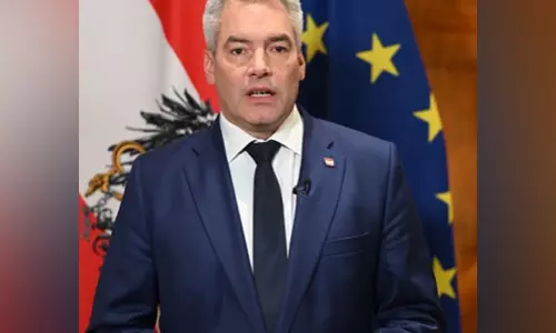 Austrian चांसलर कार्ल नेहमर ने कहा कि गठबंधन वार्ता विफल होने के बाद वह इस्तीफा दे देंगे Austrian चांसलर कार्ल नेहमर ने कहा कि गठबंधन वार्ता विफल होने के बाद वह इस्तीफा दे देंगे