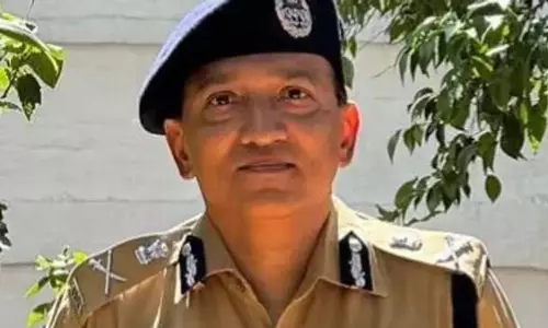 Jammu: एडीजीपी ने क्षेत्र में ड्रग डीलरों, तस्करों के खाते फ्रीज करने का आह्वान किया