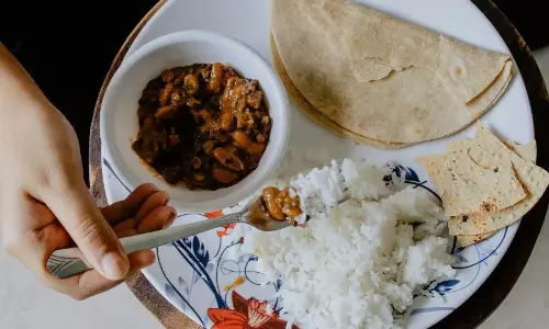 RICE या ROTI छोड़ने से ऊर्जा में क्या होता है असर, जानें RICE या ROTI छोड़ने से ऊर्जा में क्या होता है असर, जानें