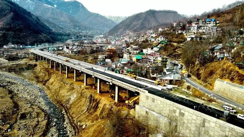 Banihal बाईपास तैयार-बेहतर रेल, सड़क बुनियादी ढांचे से घाटी को बढ़ावा मिलेगा