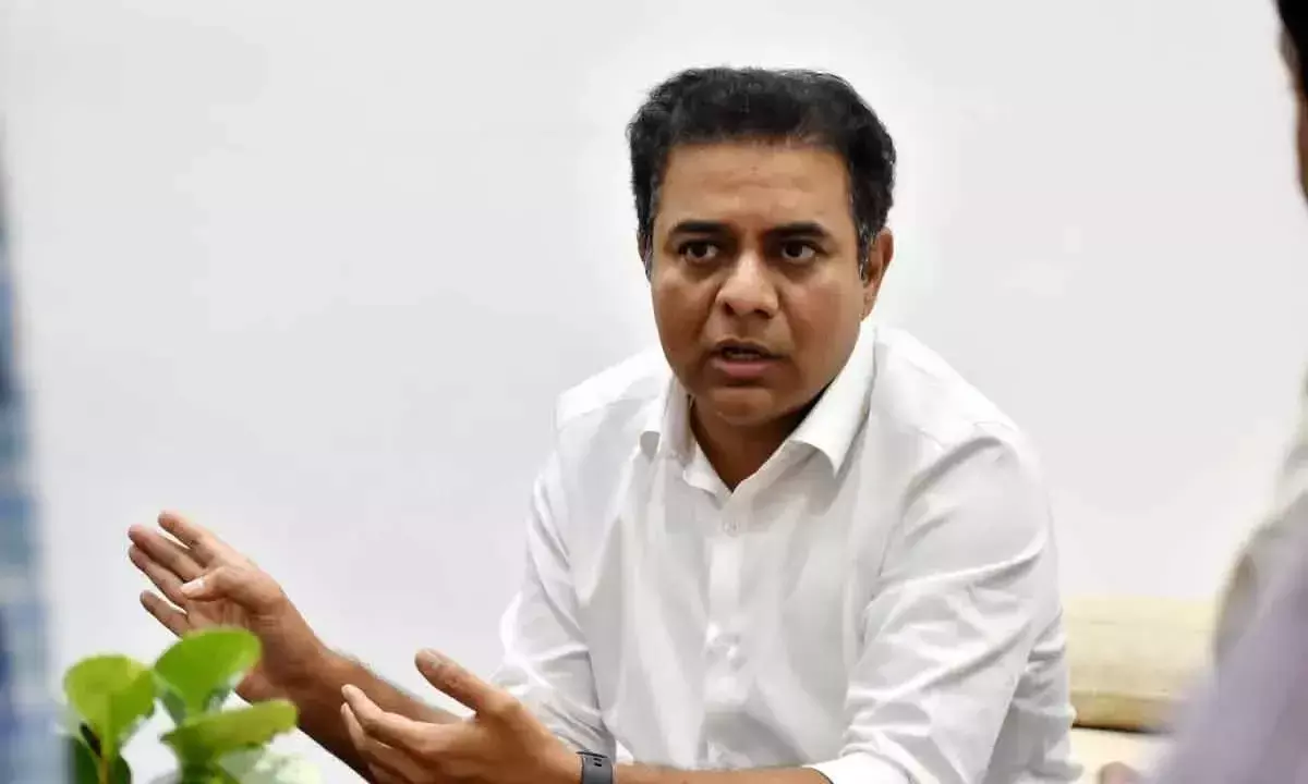 KTR ने रायतु भरोसा को दबाने के लिए कांग्रेस सरकार पर निशाना साधा