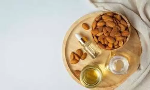Winter Skin Care: क्या सर्दियों में आपके हाथ भी हो गए हैं रूखे, तो इन घरेलू उपायों से बनाएं मुलायम और खूबसूरत Winter Skin Care: क्या सर्दियों में आपके हाथ भी हो गए हैं रूखे, तो इन घरेलू उपायों से बनाएं मुलायम और खूबसूरत