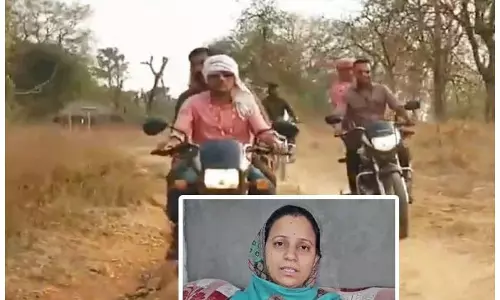 पत्रकार मुकेश चंद्राकर की हत्या पर CRPF जवान की पत्नी ने कहा, वह हमारे लिए एक फरिश्ता जैसे थे