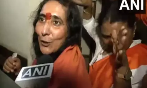 साध्वी ऋतंभरा ने Maha Kumbh की भूमि पर वक्फ बोर्ड के दावे की आलोचना की साध्वी ऋतंभरा ने Maha Kumbh की भूमि पर वक्फ बोर्ड के दावे की आलोचना की