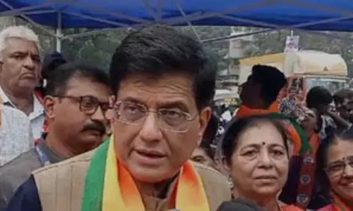 मुंबई: भाजपा के सदस्यता अभियान में शामिल हुए पीयूष गोयल, विकास कार्यों पर की चर्चा