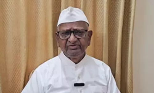 सामाजिक कार्यकर्ता का चरित्र शुद्ध और जीवन होना चाहिए निष्कलंक : अन्ना हजारे