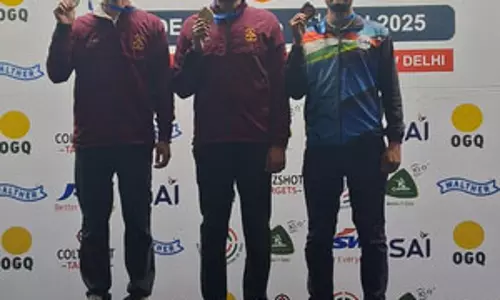 राष्ट्रीय निशानेबाजी चैंपियनशिप: वरुण तोमर ने पुरुषों की एयर पिस्टल स्पर्धा में डबल्स का खिताब जीता राष्ट्रीय निशानेबाजी चैंपियनशिप: वरुण तोमर ने पुरुषों की एयर पिस्टल स्पर्धा में डबल्स का खिताब जीता
