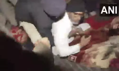 BPSC विरोध: पटना पुलिस ने प्रशांत किशोर को हिरासत में लिया, गांधी मैदान खाली कराया