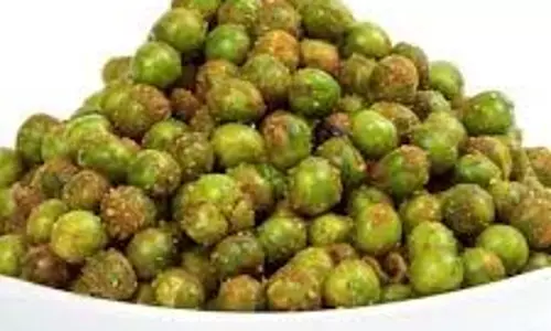 Kurkure Matar Recipe:  सर्दियों के मौसम में घर पर बनाएं हेल्दी और स्वादिष्ट कुरकुरे हरे मटर के स्नैक्स