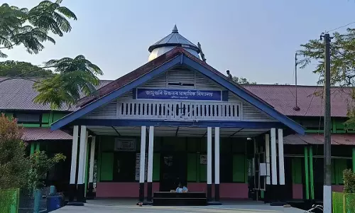 जामुगुड़ी HSS शताब्दी समारोह के दूसरे दिन पूर्व छात्रों का हुआ मिलन