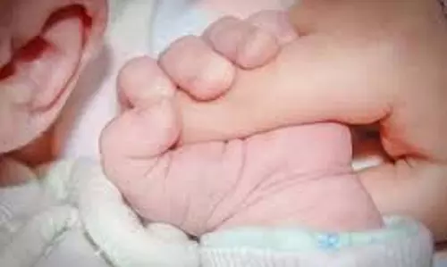 UP News:  नशे में धुत पिता ने 15 दिन की बेटी को जमीन पर पटका