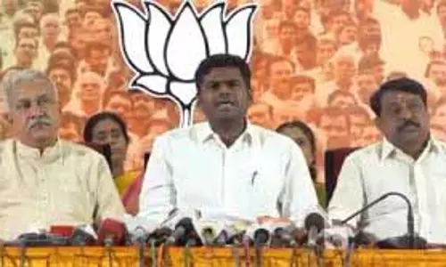 डीएमके सरकार शराब व्यापारियों को बचा रही है: Annamalai डीएमके सरकार शराब व्यापारियों को बचा रही है: Annamalai