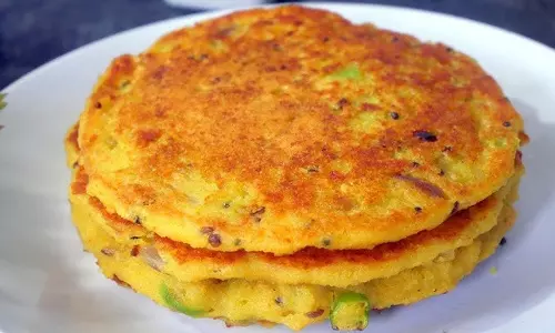 सॉसेज और स्वीटकॉर्न के साथ डच पैनकेक रेसिपी