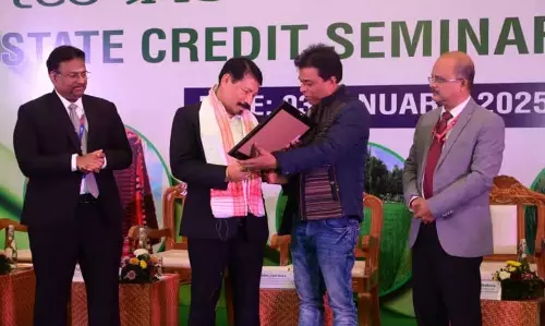 Assam : धुबरी के अशारिकंडी टेराकोटा को अद्वितीय मिट्टी शिल्प के लिए जीआई टैग प्राप्त हुआ Assam : धुबरी के अशारिकंडी टेराकोटा को अद्वितीय मिट्टी शिल्प के लिए जीआई टैग प्राप्त हुआ