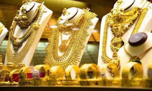सोने-चांदी की कीमतों में भारी गिरावट सोने-चांदी की कीमतों में भारी गिरावट