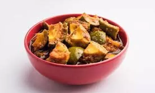 Singhara Achar Recipe: घर पर आसानी से बनाएं