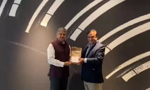Assam : सीएम हिमंत बिस्वा सरमा ने बिजनेस टाइकून मीटिंग में असम-मुंबई संबंधों को मजबूत किया Assam : सीएम हिमंत बिस्वा सरमा ने बिजनेस टाइकून मीटिंग में असम-मुंबई संबंधों को मजबूत किया
