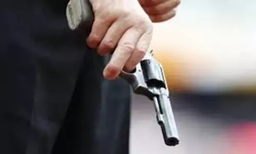 New Delhi: संगम विहार में हुई गैंगवार में नासिर नामक युवक को लगी गोली New Delhi: संगम विहार में हुई गैंगवार में नासिर नामक युवक को लगी गोली