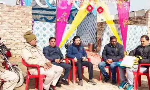Punjab: बाल कल्याण समिति ने नाबालिग लड़की की शादी को रोका Punjab: बाल कल्याण समिति ने नाबालिग लड़की की शादी को रोका