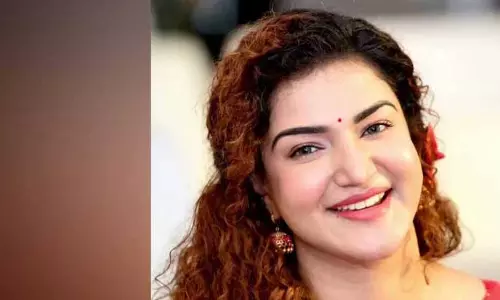 Kerala : हनी रोज की पोस्ट पर अश्लील टिप्पणी करने पर पुलिस ने 30 लोगों के खिलाफ मामला दर्ज किया Kerala : हनी रोज की पोस्ट पर अश्लील टिप्पणी करने पर पुलिस ने 30 लोगों के खिलाफ मामला दर्ज किया