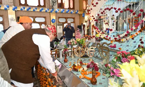 गुरुद्वारा पहुंचे पूर्व सीएम रमन सिंह