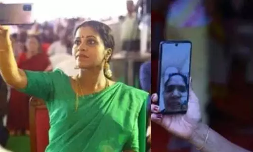 Kerala : श्रीनंदा के मोहिनीअट्टम प्रदर्शन ने कुवैत में दिल को छू लिया