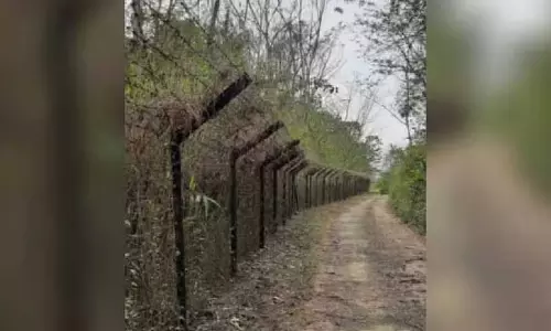 Mizoram -म्यांमार सीमा केंद्र के निर्देश पर सुरक्षा बढ़ाई गई Mizoram -म्यांमार सीमा केंद्र के निर्देश पर सुरक्षा बढ़ाई गई