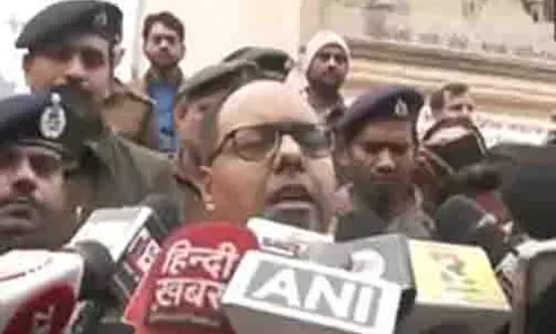15 वाहन जब्त, विरोध प्रदर्शन के लिए प्रशांत किशोर और 42 अन्य हिरासत में लिए गए: पटना DM