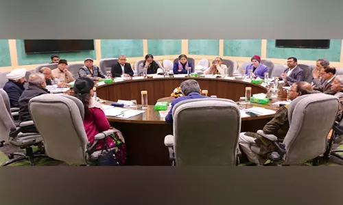 Trade Unions ने आयकर छूट सीमा को बढ़ाकर 10 लाख रुपये करने की मांग की