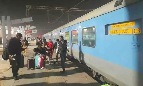 Chandigarh: कोहरे के कारण शताब्दी एक्सप्रेस का शेड्यूल बिगड़ा