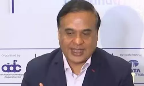 अवैध बांग्लादेशी प्रवासियों को काम पर न रखें उद्योगपति : Assam सीएम अवैध बांग्लादेशी प्रवासियों को काम पर न रखें उद्योगपति : Assam सीएम