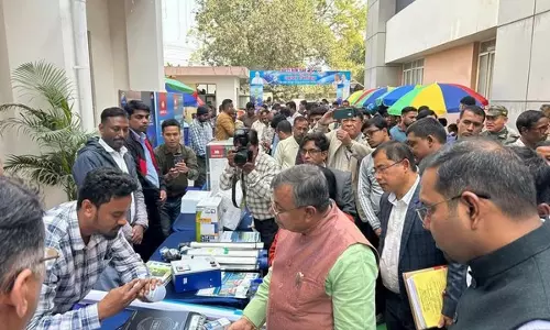 Tripura के बिजली मंत्री ने पीएम सूर्य घर शिविर में निवासियों से किया आग्रह