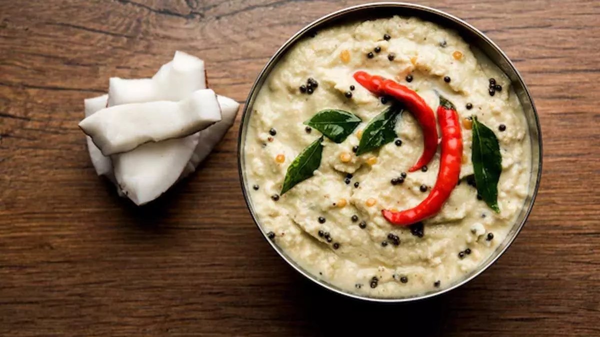 Coconut chutney बेहद आसान है ​रेसिपी