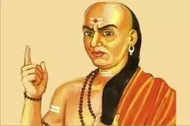 Chanakya Niti :  चाणक्य ने मानव जीवन के पांच सुखों का जिक्र किया