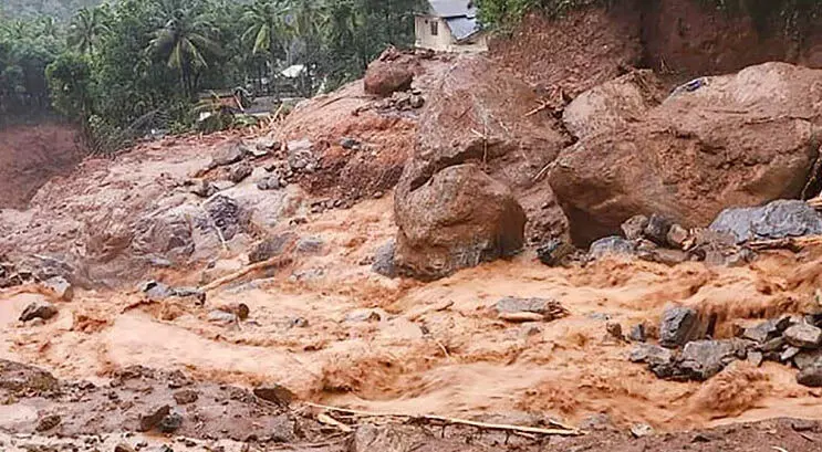 Kerala : भूस्खलन प्रभावित वायनाड में सुरक्षित, असुरक्षित क्षेत्रों का चिन्हांकन कर रहा विशेषज्ञ दल