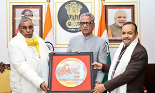 यूपी के मंत्रियों ने सिक्किम के राज्यपाल को कुंभ मेले में आने का दिया निमंत्रण