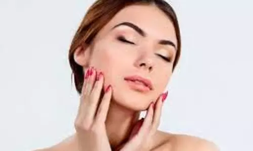 Skin Care: सर्दियों में आपका चेहरा नहीं होगा रूखा, इस फेस पैक को लगाने से मिलेगी मुलायम त्वचा Skin Care: सर्दियों में आपका चेहरा नहीं होगा रूखा, इस फेस पैक को लगाने से मिलेगी मुलायम त्वचा