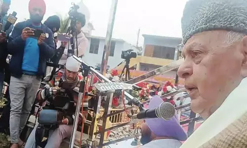 सांप्रदायिक सद्भाव जम्मू-कश्मीर की विशेषता है: Dr. Farooq Abdullah सांप्रदायिक सद्भाव जम्मू-कश्मीर की विशेषता है: Dr. Farooq Abdullah
