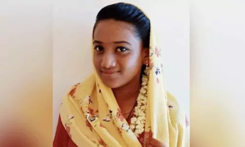 Kerala: अंधेरा होने पर पहाड़ से नीचे आया पानी प्रिया सहपति को बहा ले गया Kerala: अंधेरा होने पर पहाड़ से नीचे आया पानी प्रिया सहपति को बहा ले गया