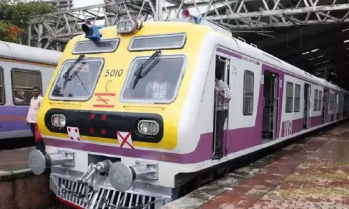Telangana: उपनगरीय ट्रेन यात्री संघ ने मार्ग विस्तार का आग्रह किया Telangana: उपनगरीय ट्रेन यात्री संघ ने मार्ग विस्तार का आग्रह किया