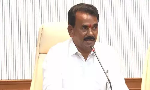 Telangana: जुपल्ली ने सिंगोतम जथारा की तैयारियों की समीक्षा की Telangana: जुपल्ली ने सिंगोतम जथारा की तैयारियों की समीक्षा की