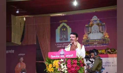 कोल्हापुर नंदनी मठ को तीर्थस्थल का दर्जा मिला: देवेंद्र फडणवीस ने की घोषणा