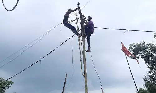 Jhansi: कड़ी कार्रवाई की मुहिम शुरू, विभाग ने 20 कनेक्शन काटे