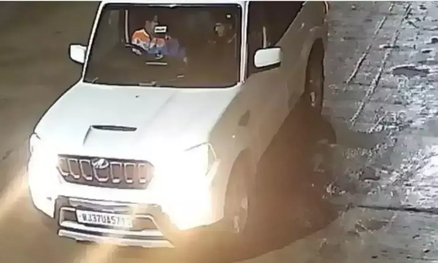 Sikar: बालाजी मंदिर को चोरों ने निशाना बनाकर बड़ी वारदात को अंजाम दिया Sikar: बालाजी मंदिर को चोरों ने निशाना बनाकर बड़ी वारदात को अंजाम दिया
