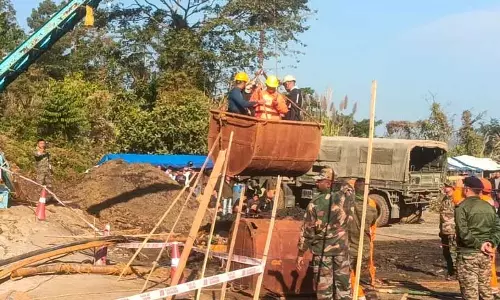 Assam : दीमा हसाओ जिले में बाढ़ग्रस्त कोयला खदान में नौ मजदूर फंसे