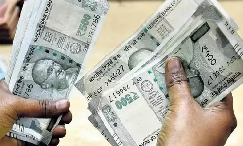 Pratapgarh: 12 सचिव ग्राम विकास निधि का डकार गए 3.83 करोड़