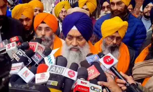 सुखबीर का इस्तीफा बिना देरी स्वीकार करें: Jathedar tells SAD सुखबीर का इस्तीफा बिना देरी स्वीकार करें: Jathedar tells SAD