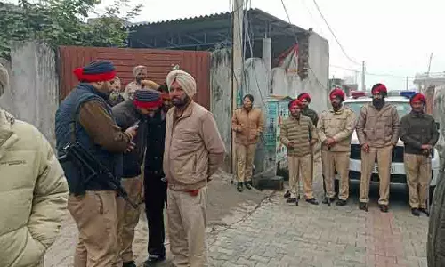 जेल में बंद MP Amritpal के पिता को कौमी इंसाफ मोर्चा में भाग लेने से रोका गया जेल में बंद MP Amritpal के पिता को कौमी इंसाफ मोर्चा में भाग लेने से रोका गया
